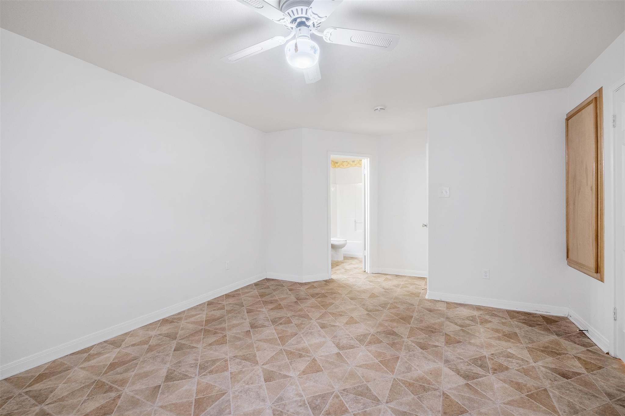 504 Leah Ln Property Photo 25