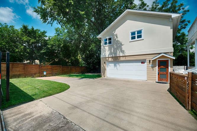 901 W Mary St #b Property Photo 1