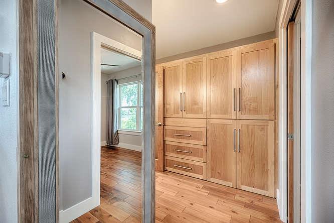 901 W Mary St #b Property Photo 11