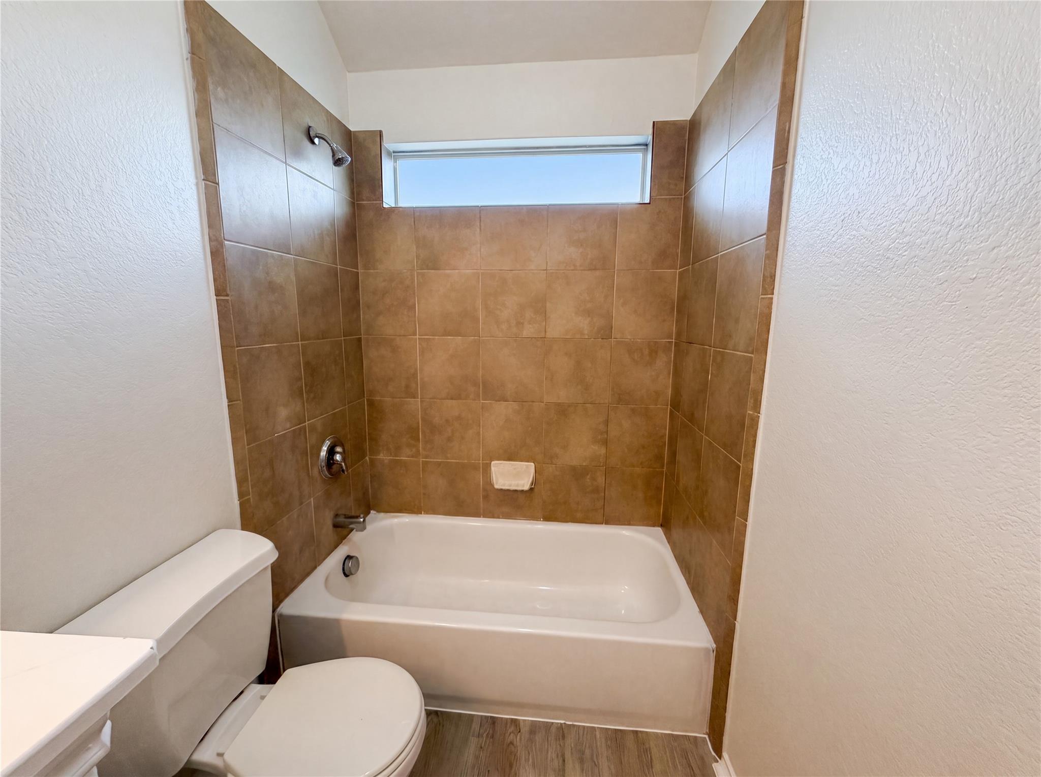 142 Snow Owl Holw Property Photo 4