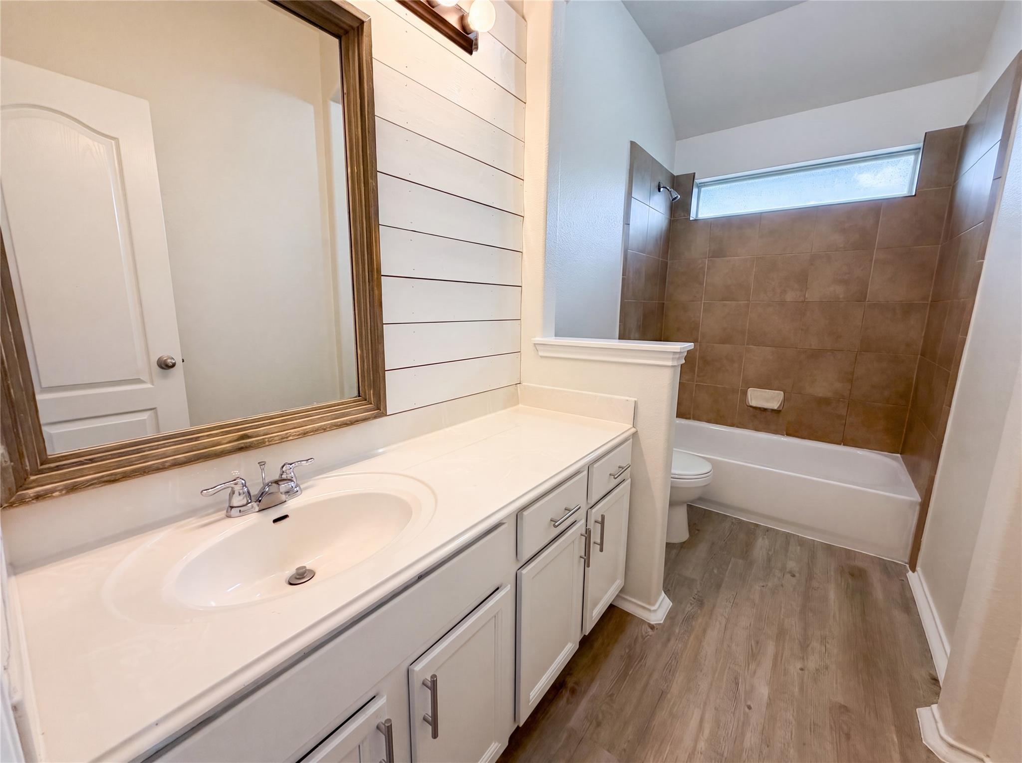 142 Snow Owl Holw Property Photo 5