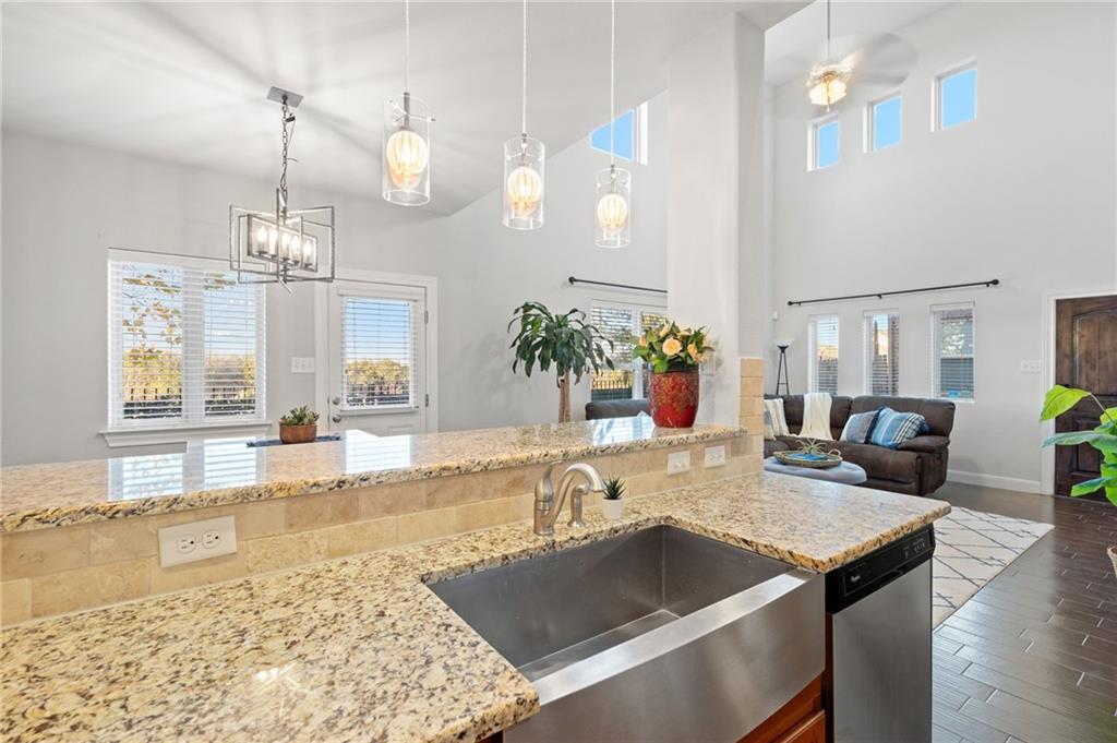 2214 S Lakeline Blvd #413 Property Photo 7