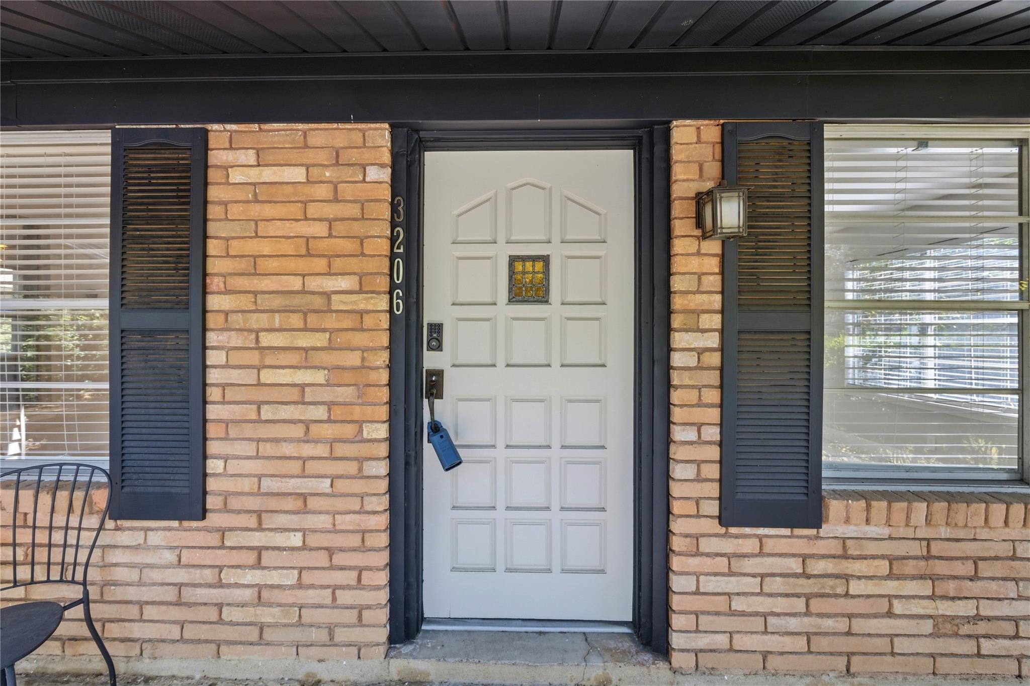 3206 Goodwin Ave Property Photo 5