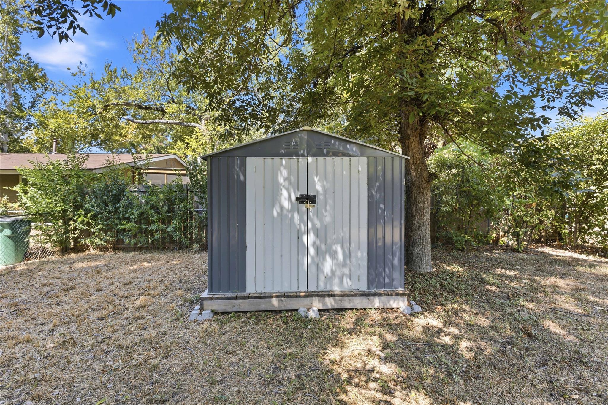 3206 Goodwin Ave Property Photo 33