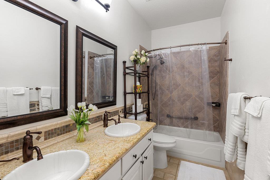2106 Rue De St Germaine None Property Photo 19