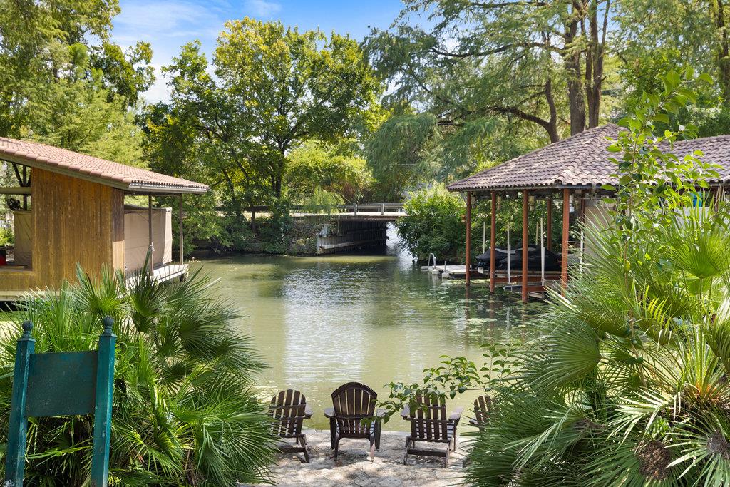 2106 Rue De St Germaine None Property Photo 36