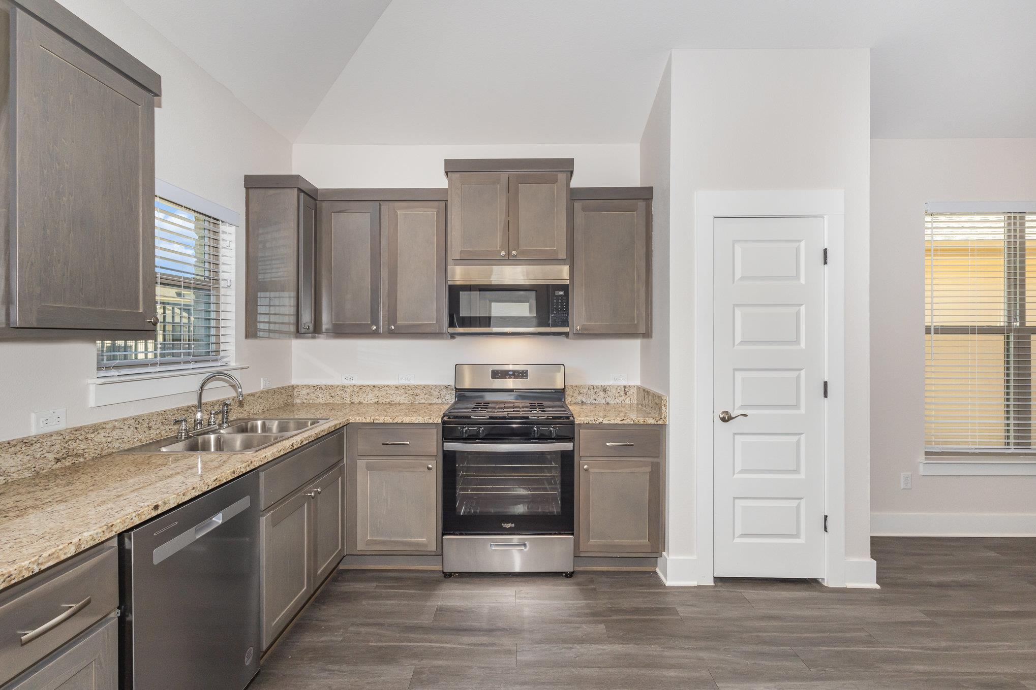 1300 Black Locust Dr W #2201 Property Photo 3