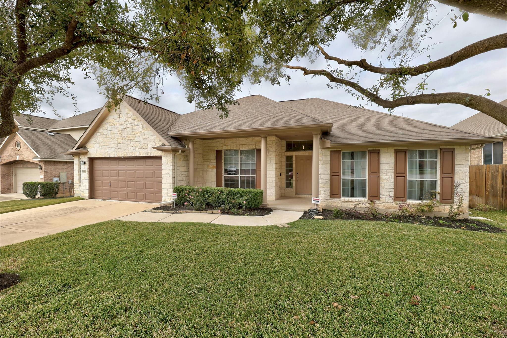 3806 Azur Ln Property Photo 7