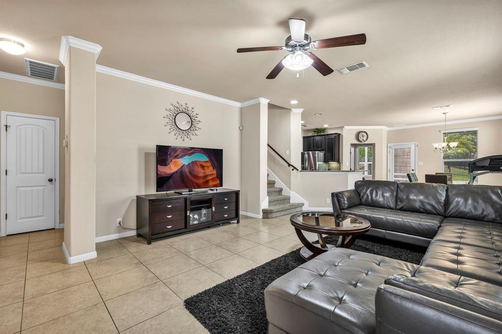 7320 Bandera Ranch Trl B Property Photo 3