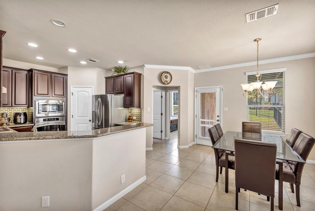 7320 Bandera Ranch Trl B Property Photo 10