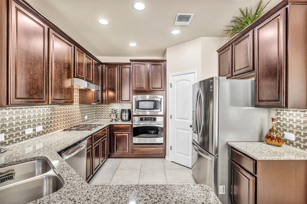 7320 Bandera Ranch Trl B Property Photo 11