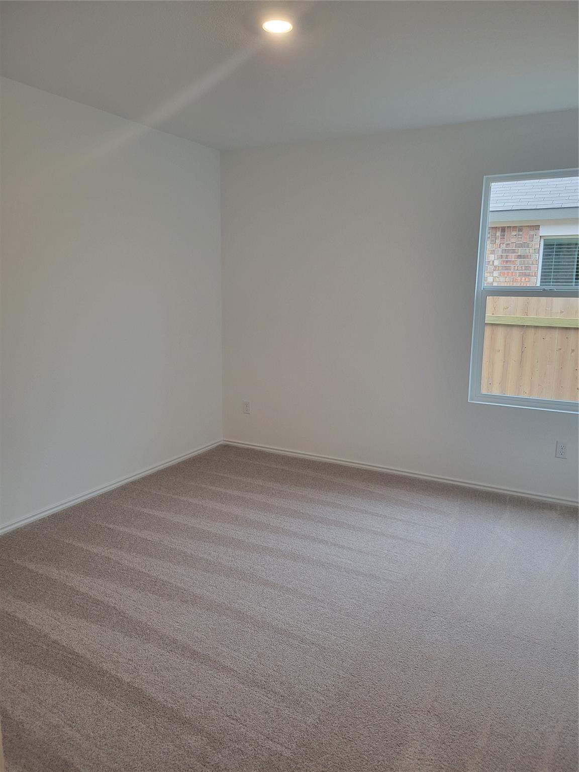 623 Waterway Ave Property Photo 11
