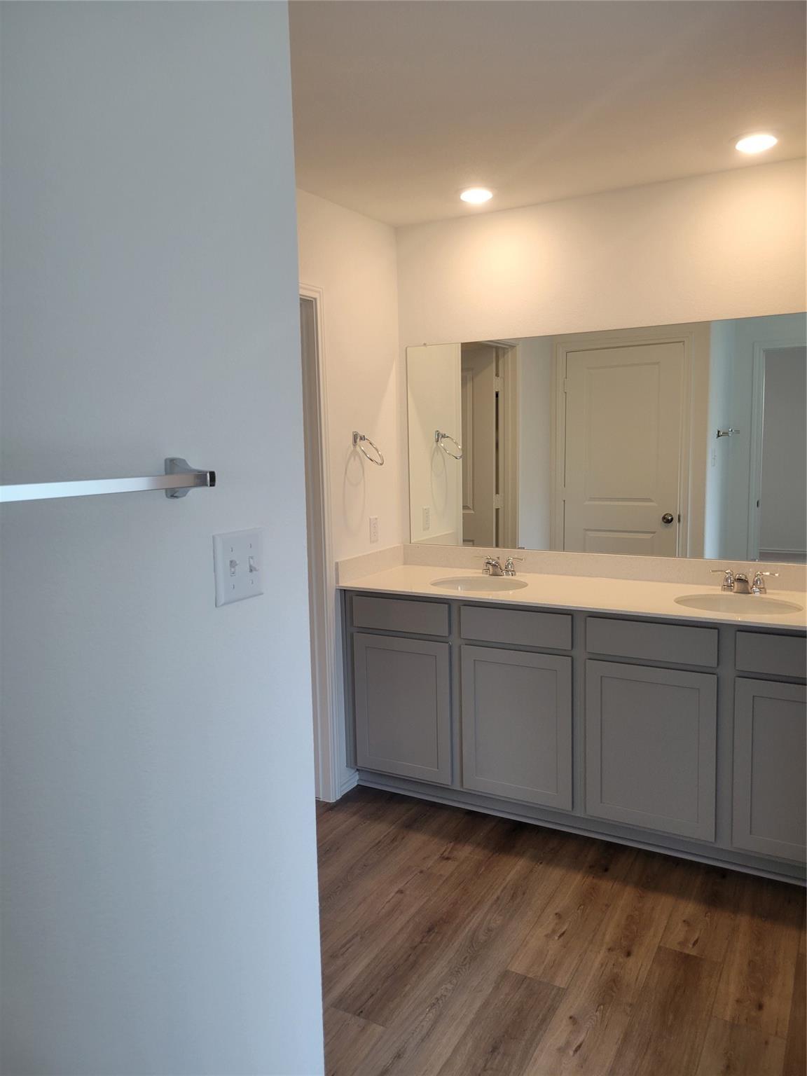 623 Waterway Ave Property Photo 19