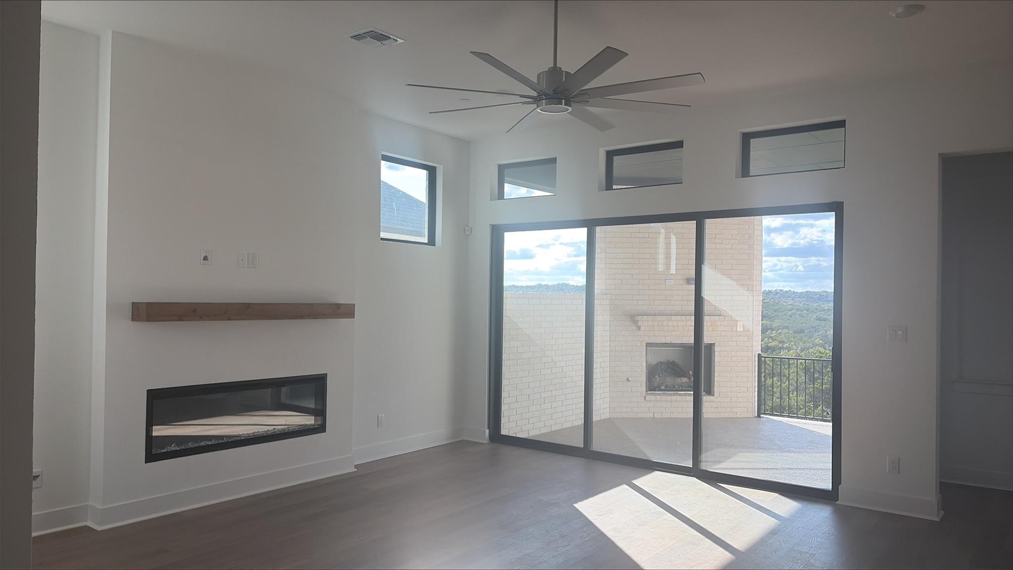 18800 Hopper Ln Property Photo 1