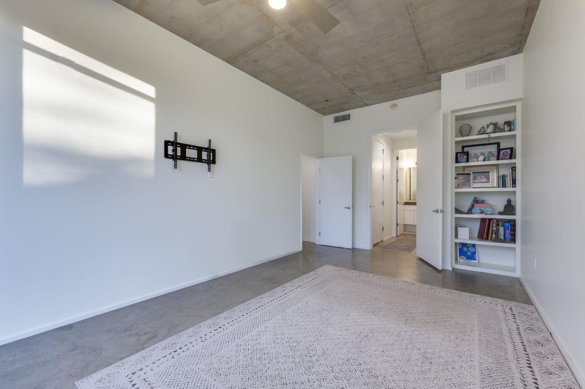 2301 S 5th St #5 Property Photo 6