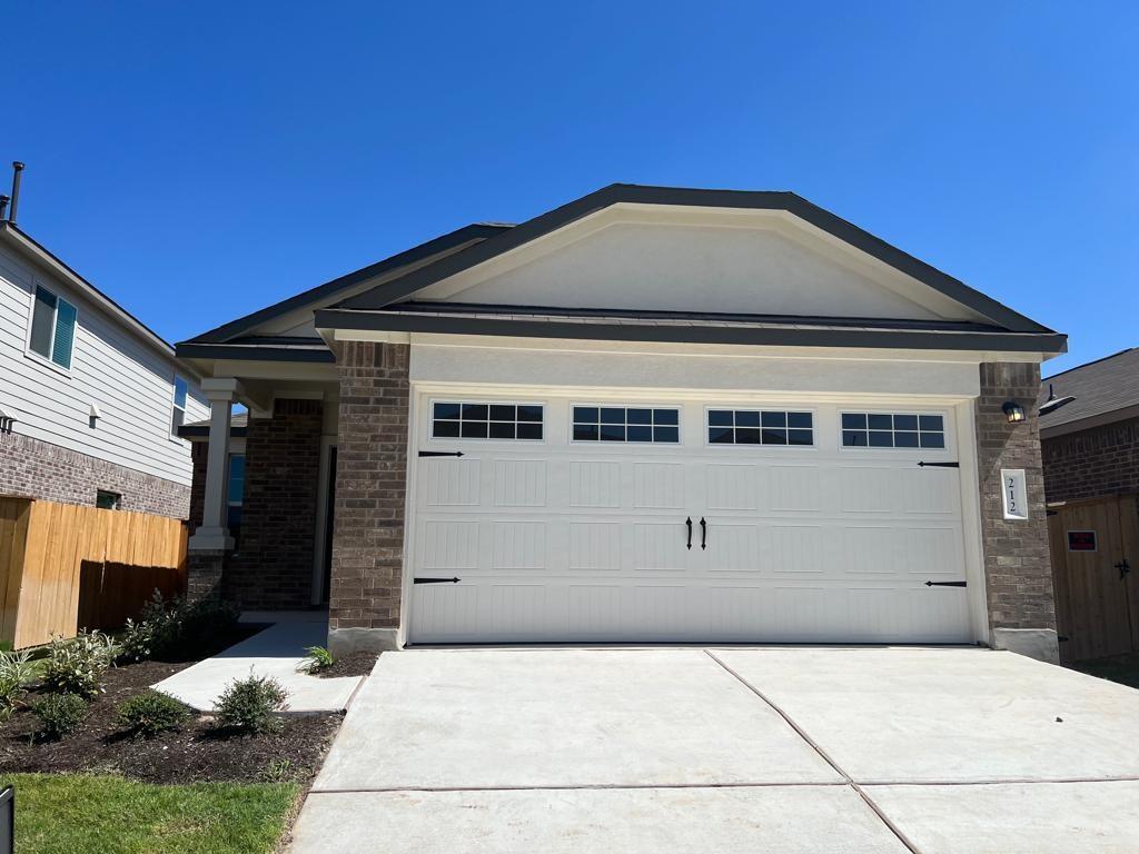 212 Canley Loop Property Photo 1