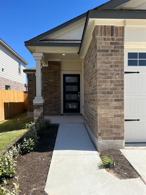 212 Canley Loop Property Photo 2