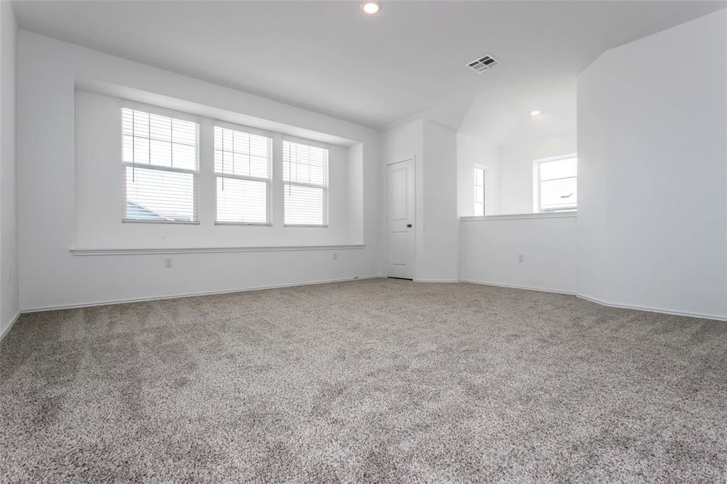 7305 Spotted Leaf Way Property Photo 14