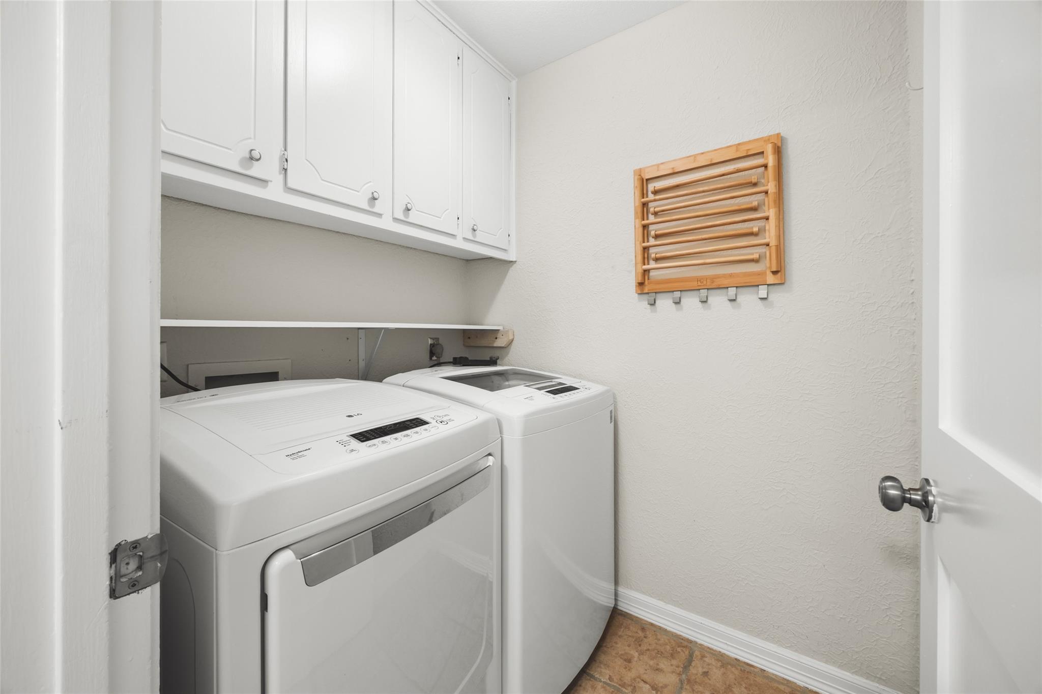 4602 Trail Crest Cir Property Photo 33