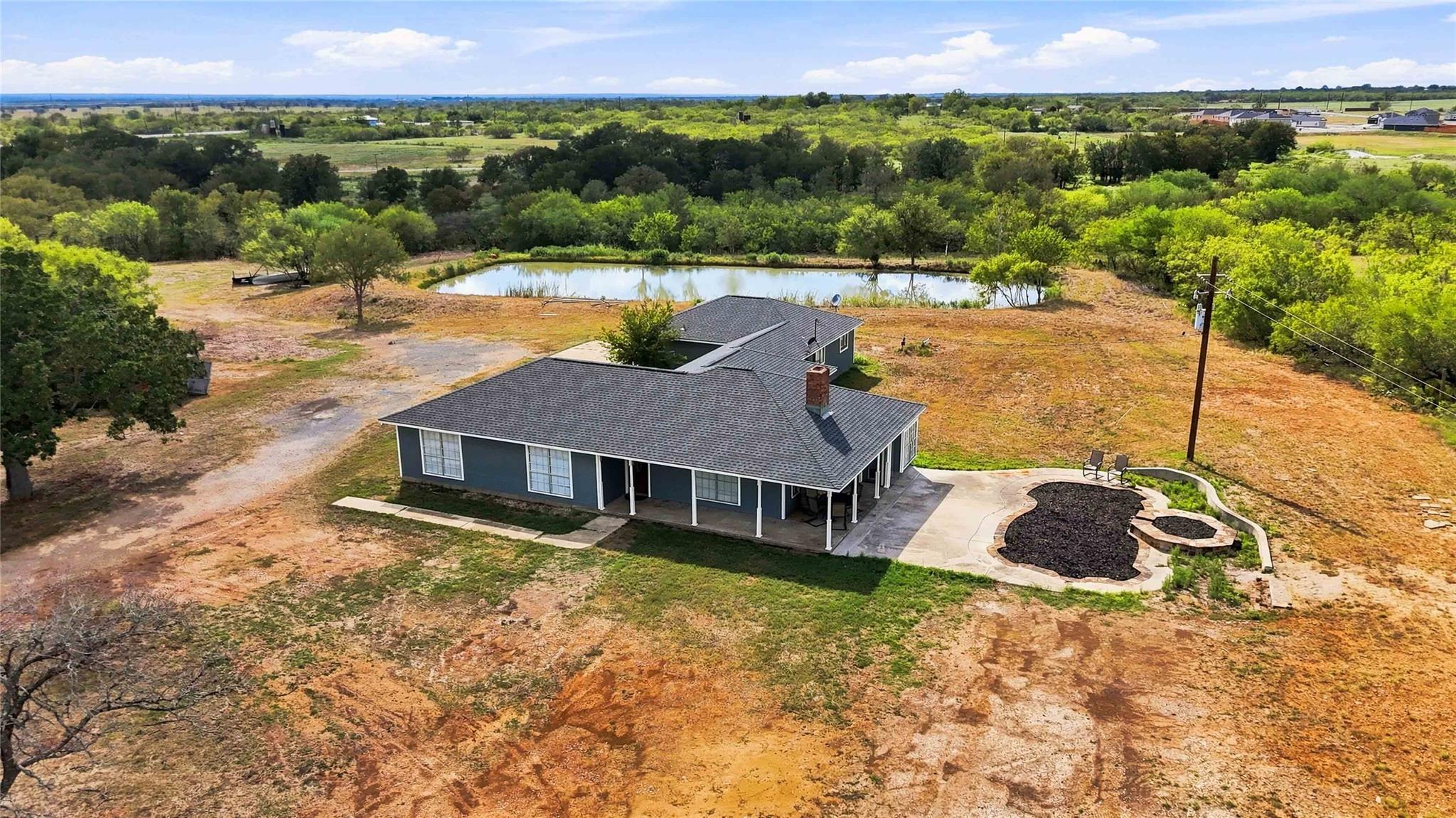 1871 Bridle Path Rd Property Photo 1