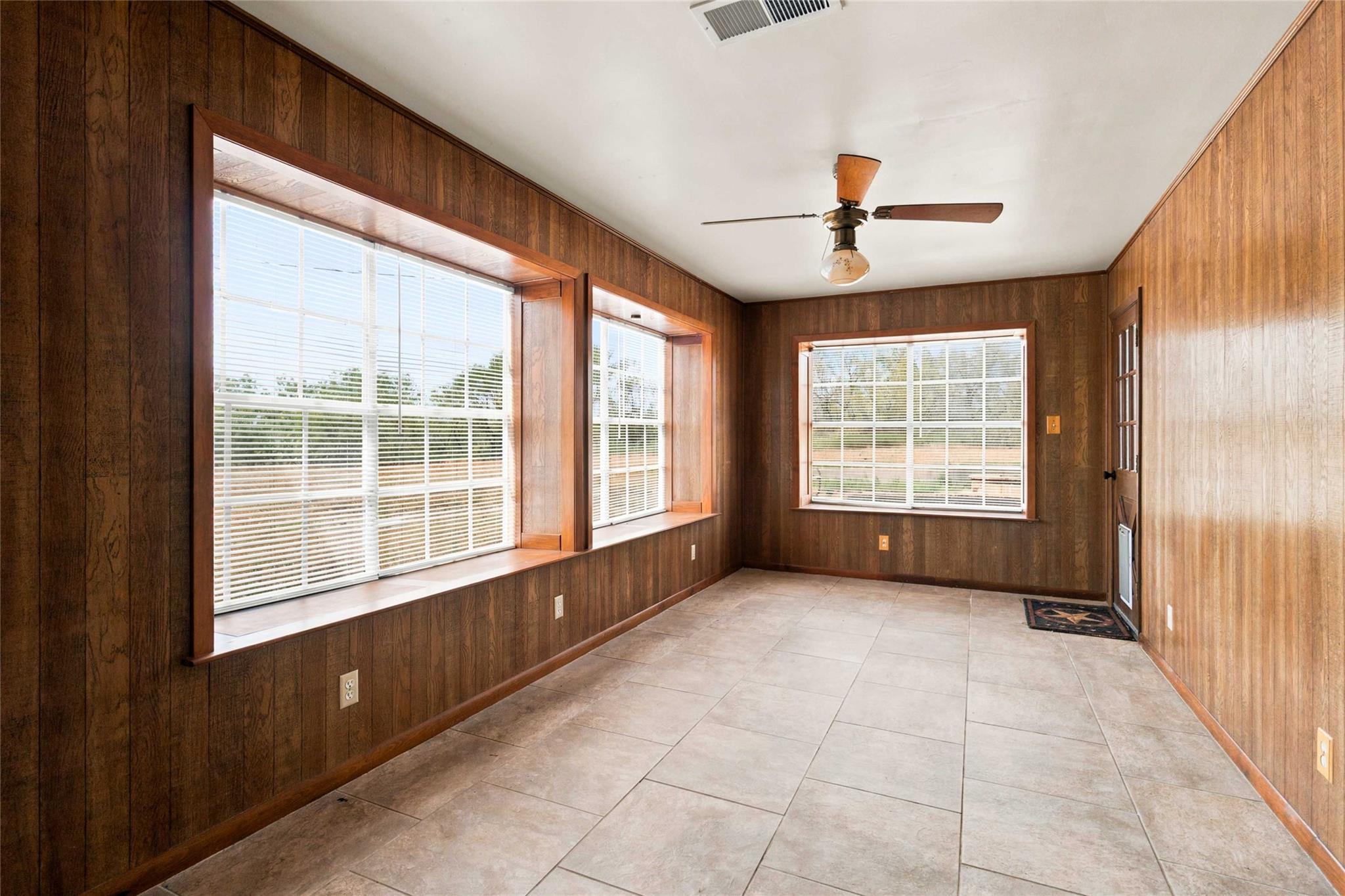 1871 Bridle Path Rd Property Photo 14