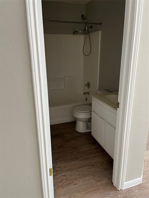 3120 Northwest Blvd #c Property Photo 5