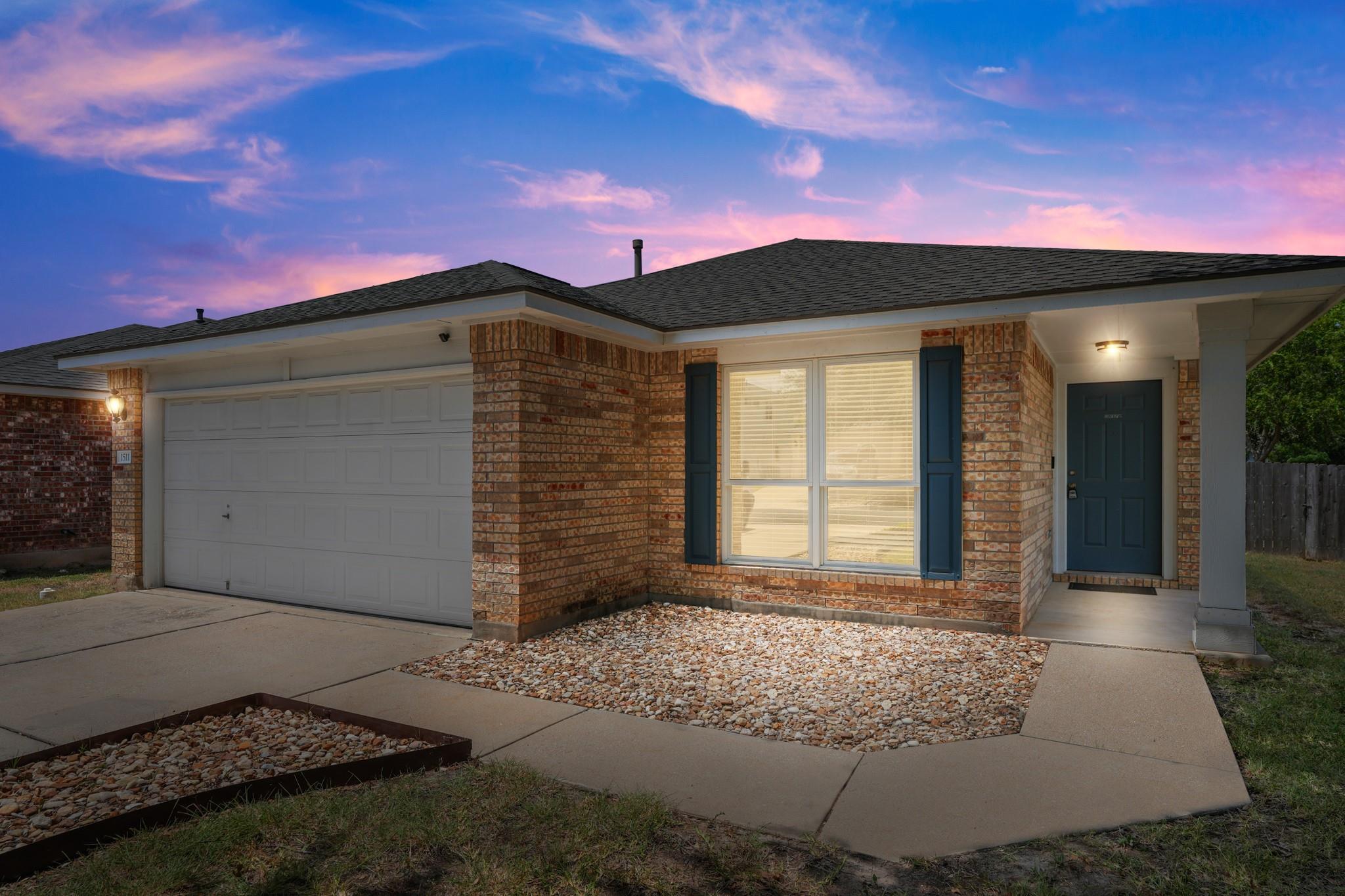 1511 Nettie Dr Property Photo 2