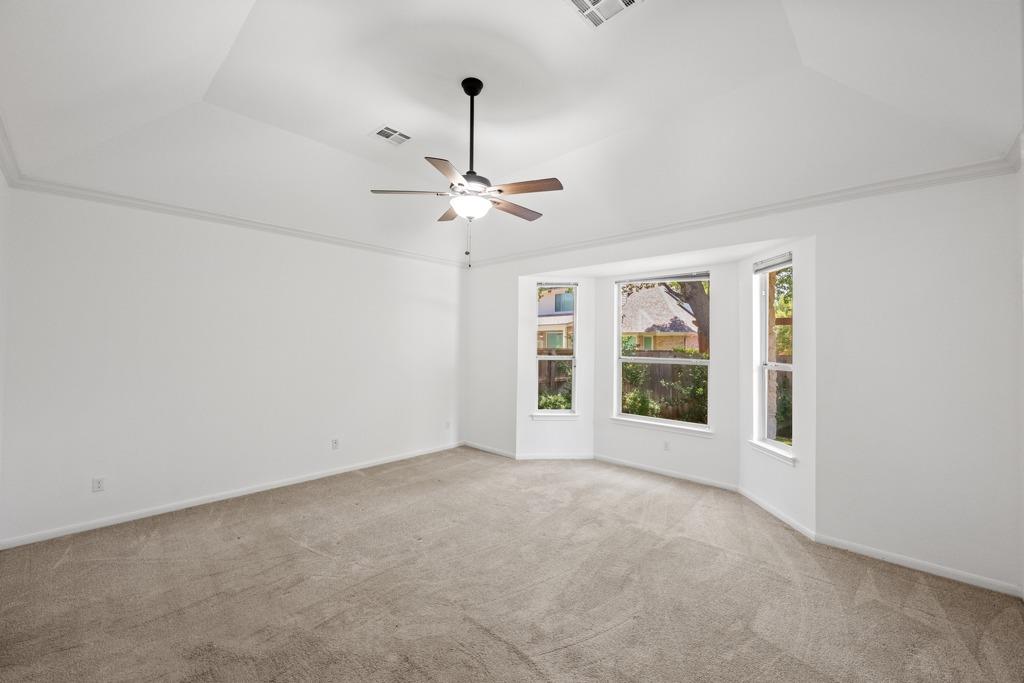 2602 Henley Dr Property Photo 16