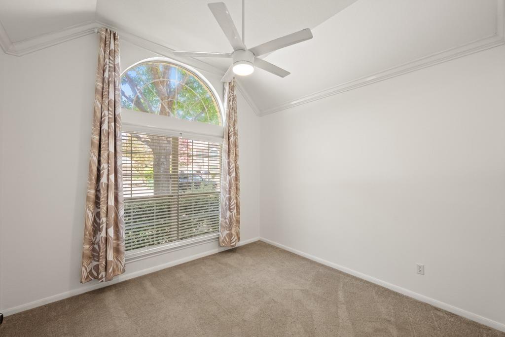 2602 Henley Dr Property Photo 24