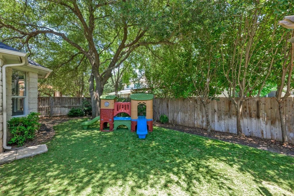 2602 Henley Dr Property Photo 31