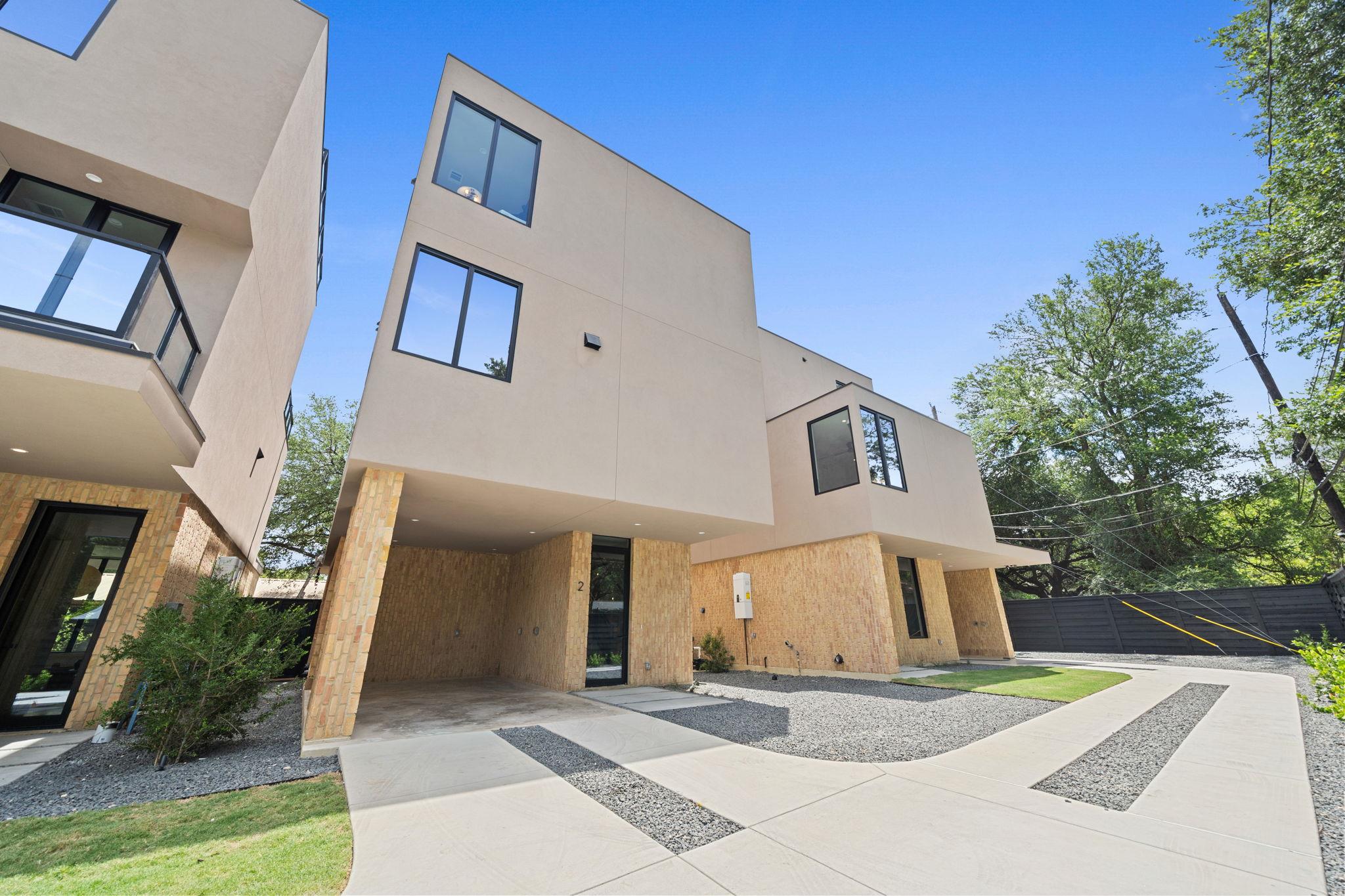 1403 Barton Hills Dr #2 Property Photo 3