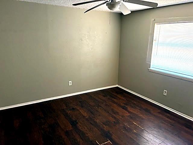 210 N Vanderveer St #7 Property Photo 6