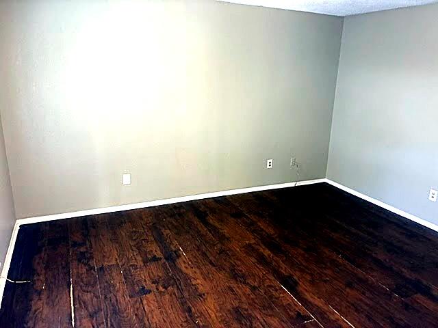 210 N Vanderveer St #7 Property Photo 8