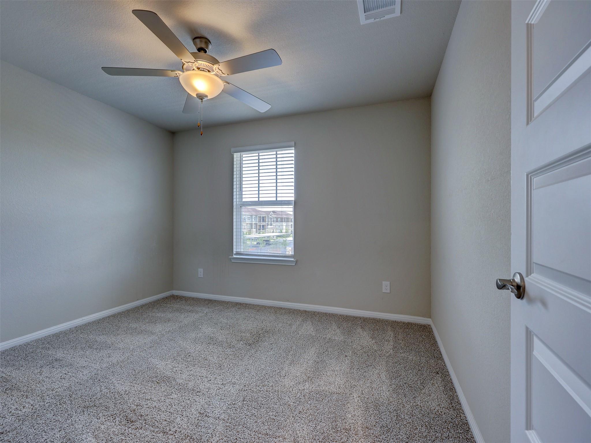 10205 Mager Ln Property Photo 25