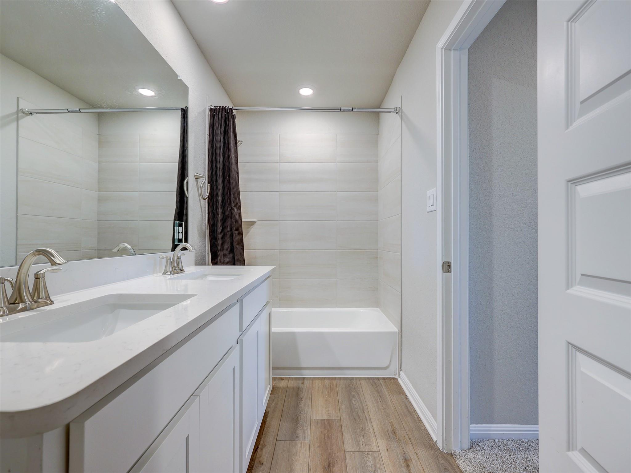 10205 Mager Ln Property Photo 27