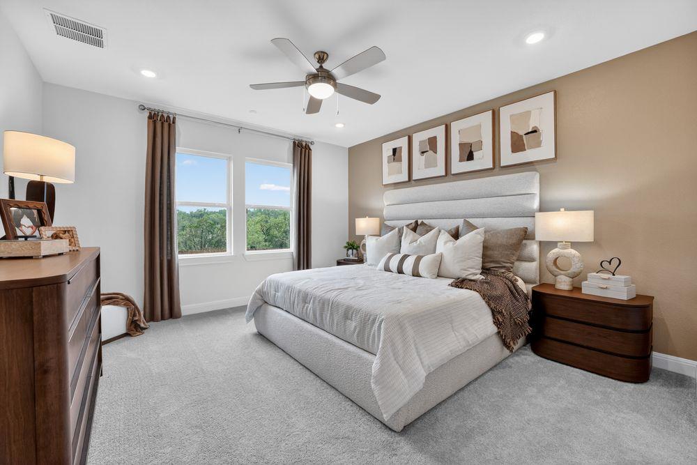 110 Olympia Bnd Property Photo 4