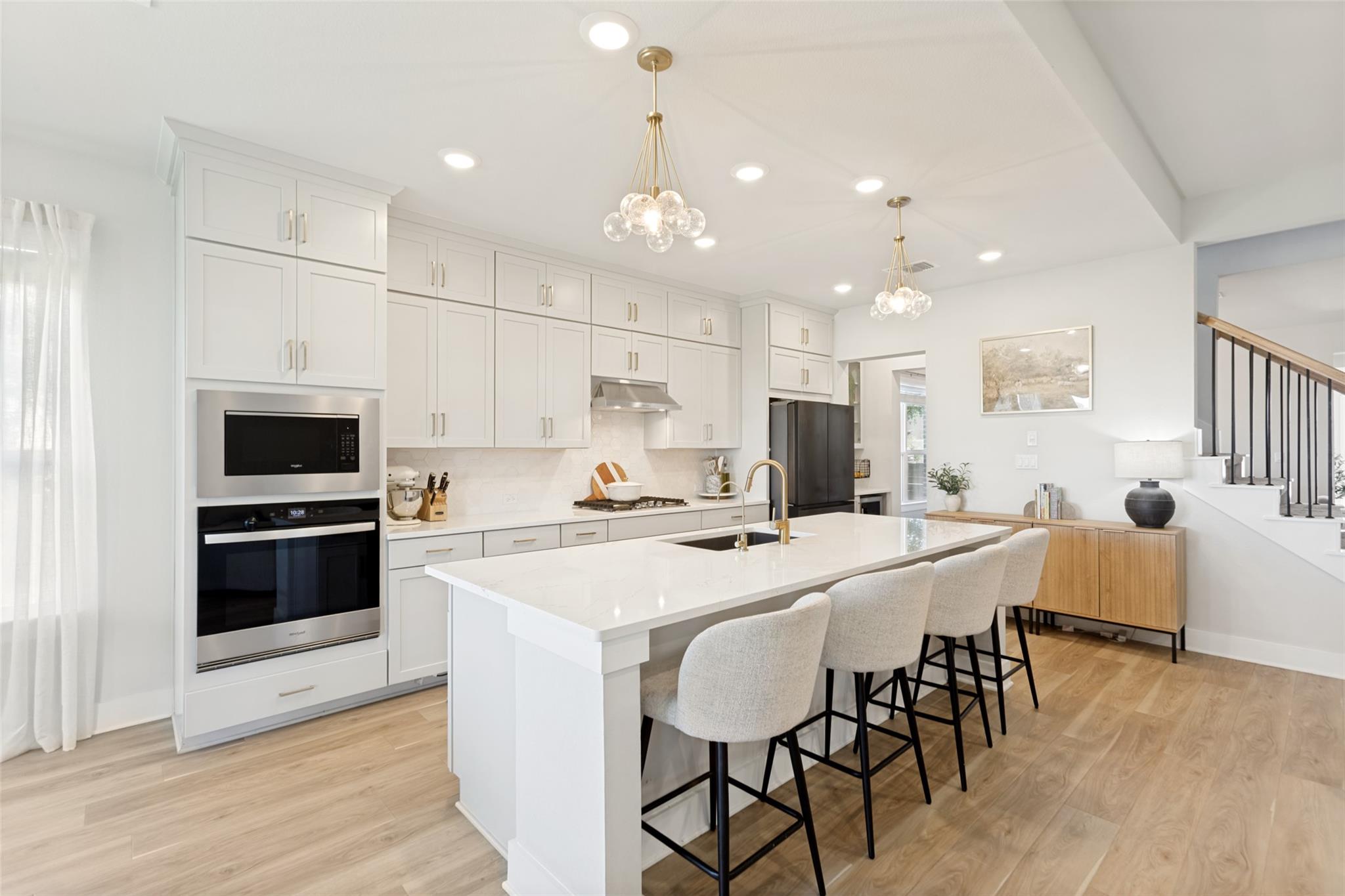 17229 Rossignol Cv Property Photo 7