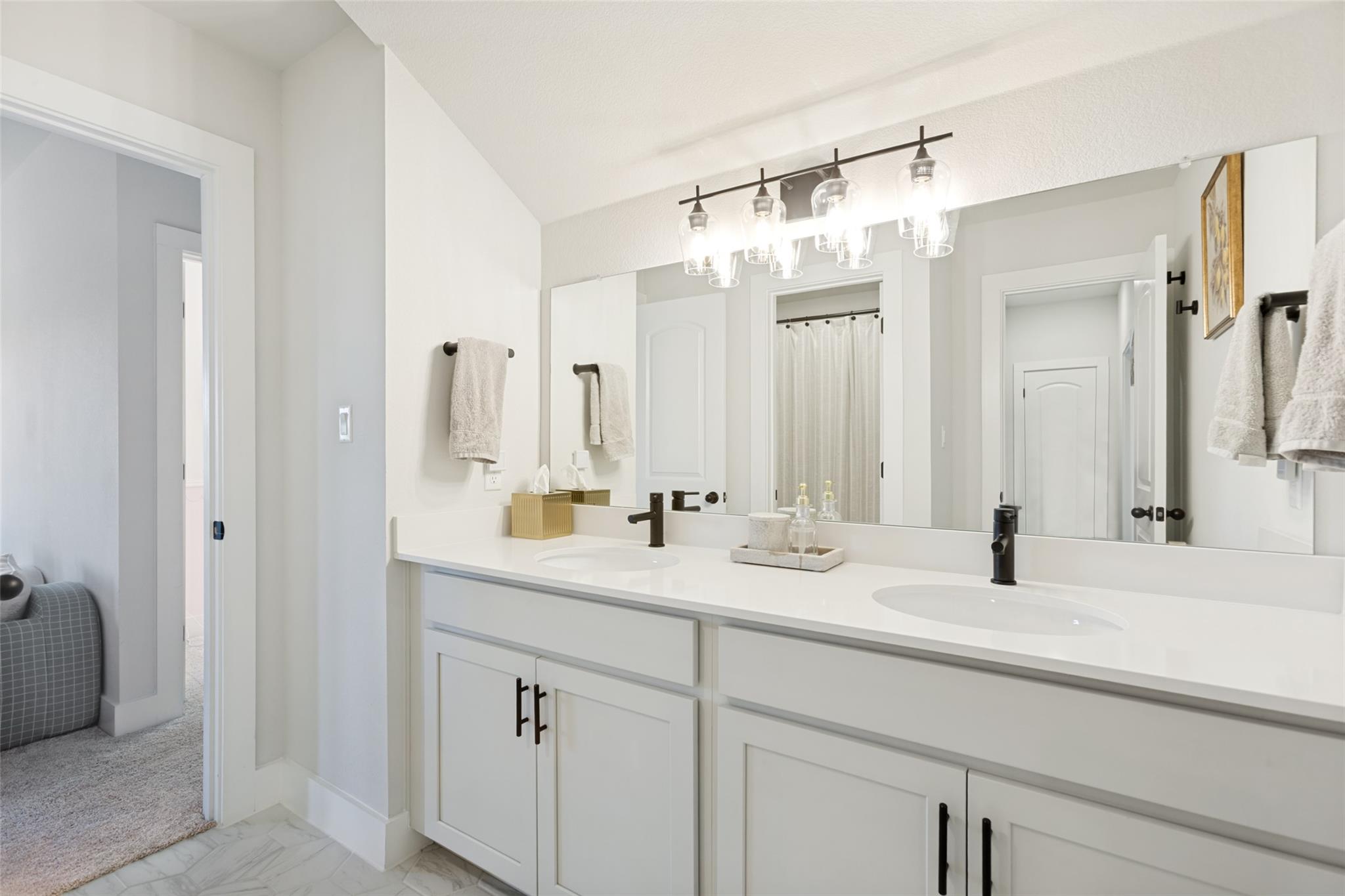 17229 Rossignol Cv Property Photo 23