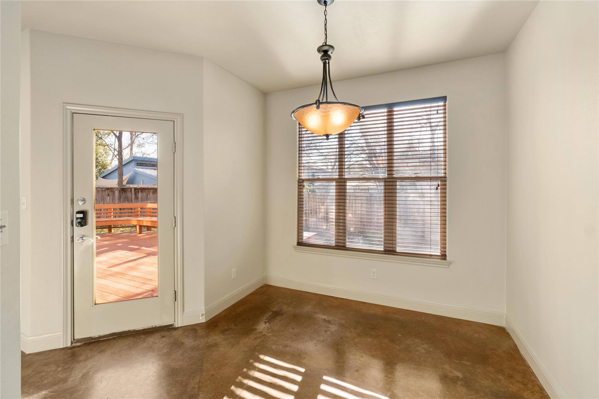 5603 Clay Ave B Property Photo 10