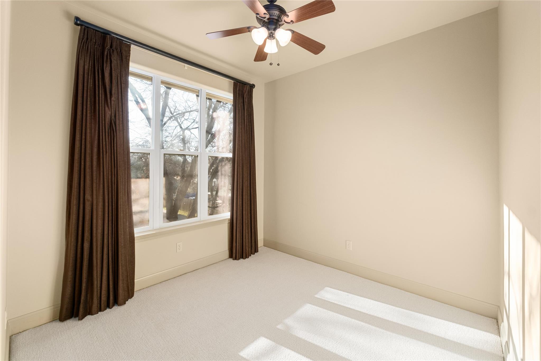 5603 Clay Ave B Property Photo 11