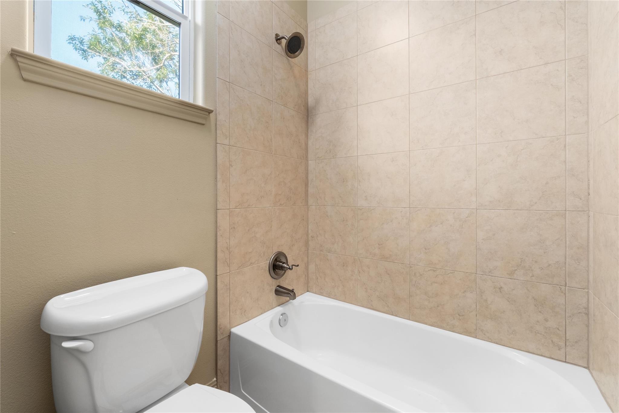 5603 Clay Ave B Property Photo 21
