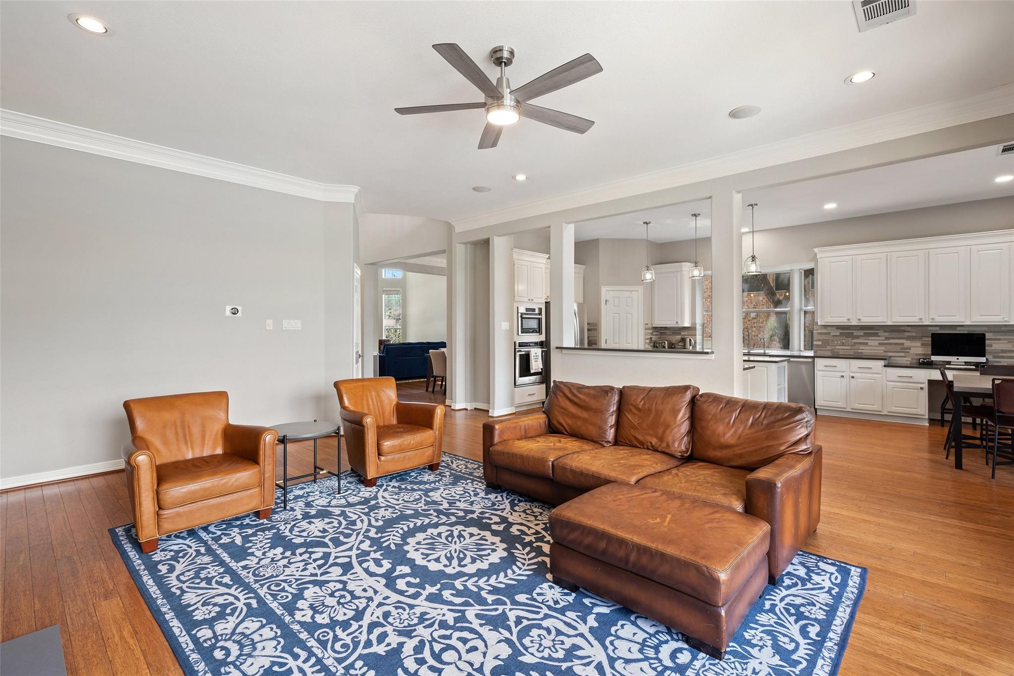 445 Champions Dr Property Photo 13