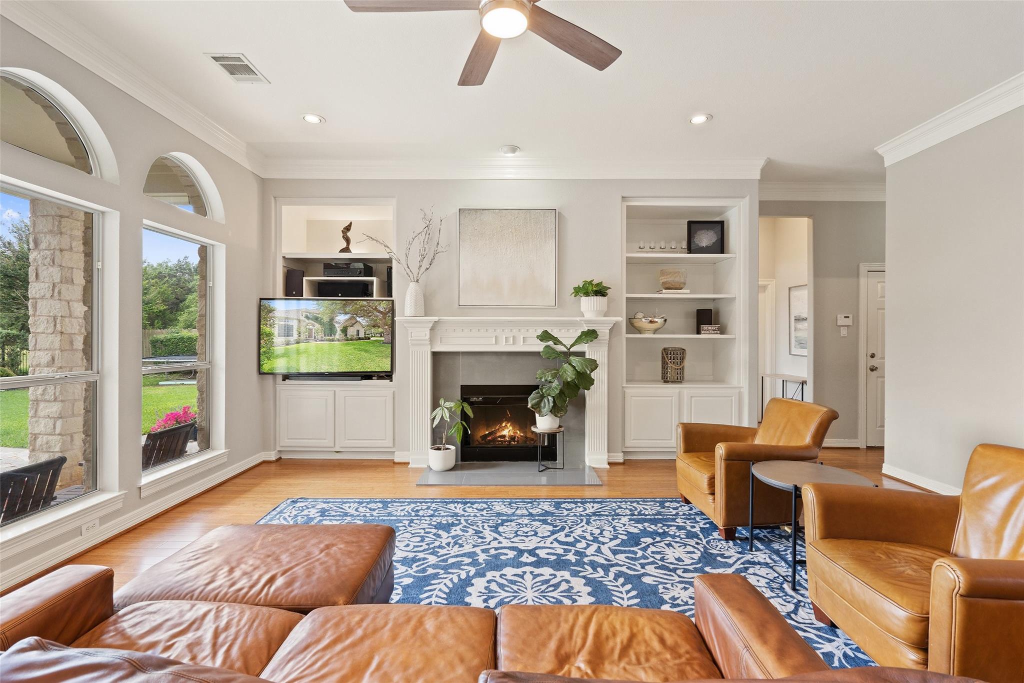 445 Champions Dr Property Photo 14