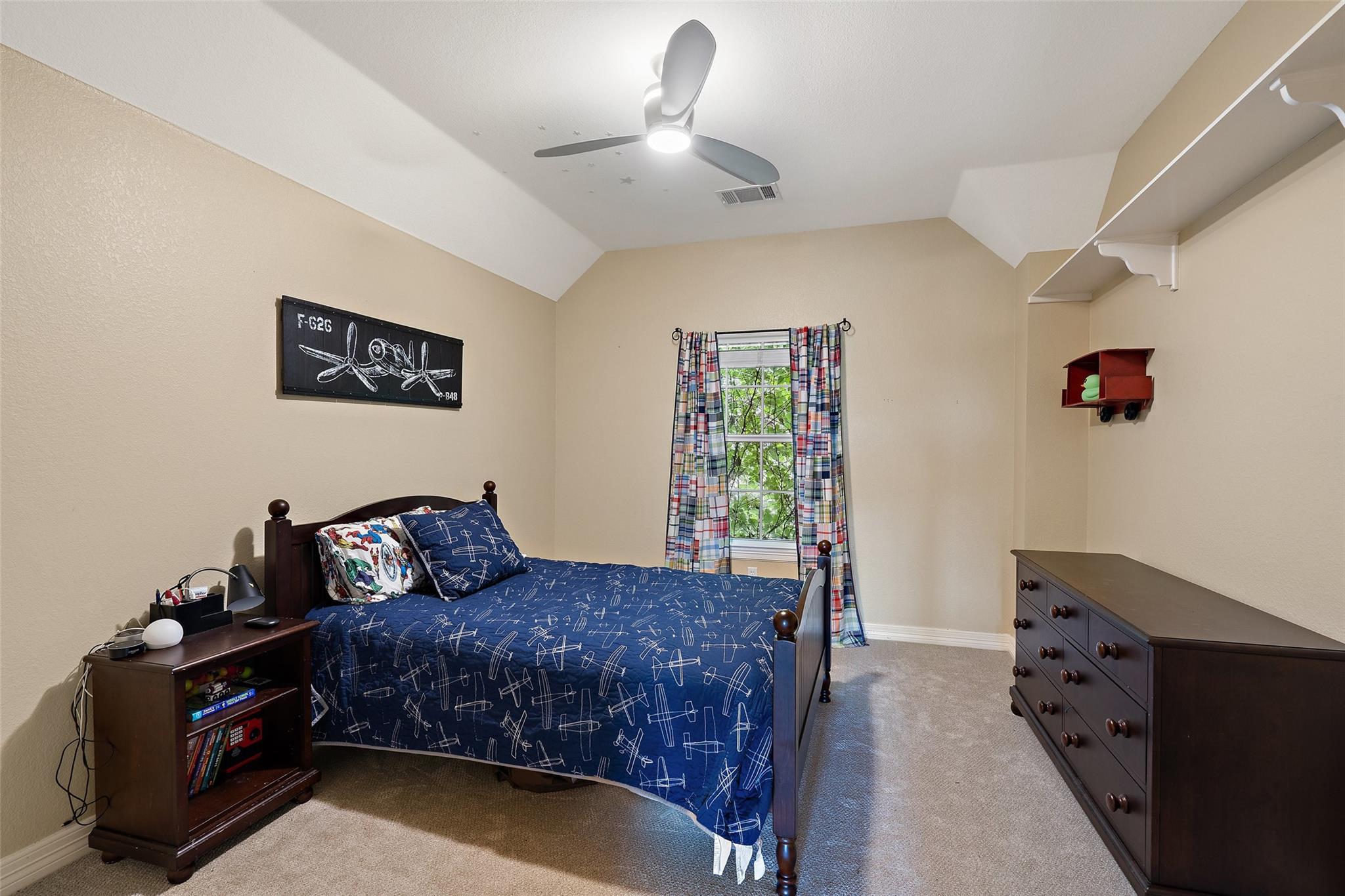 445 Champions Dr Property Photo 31