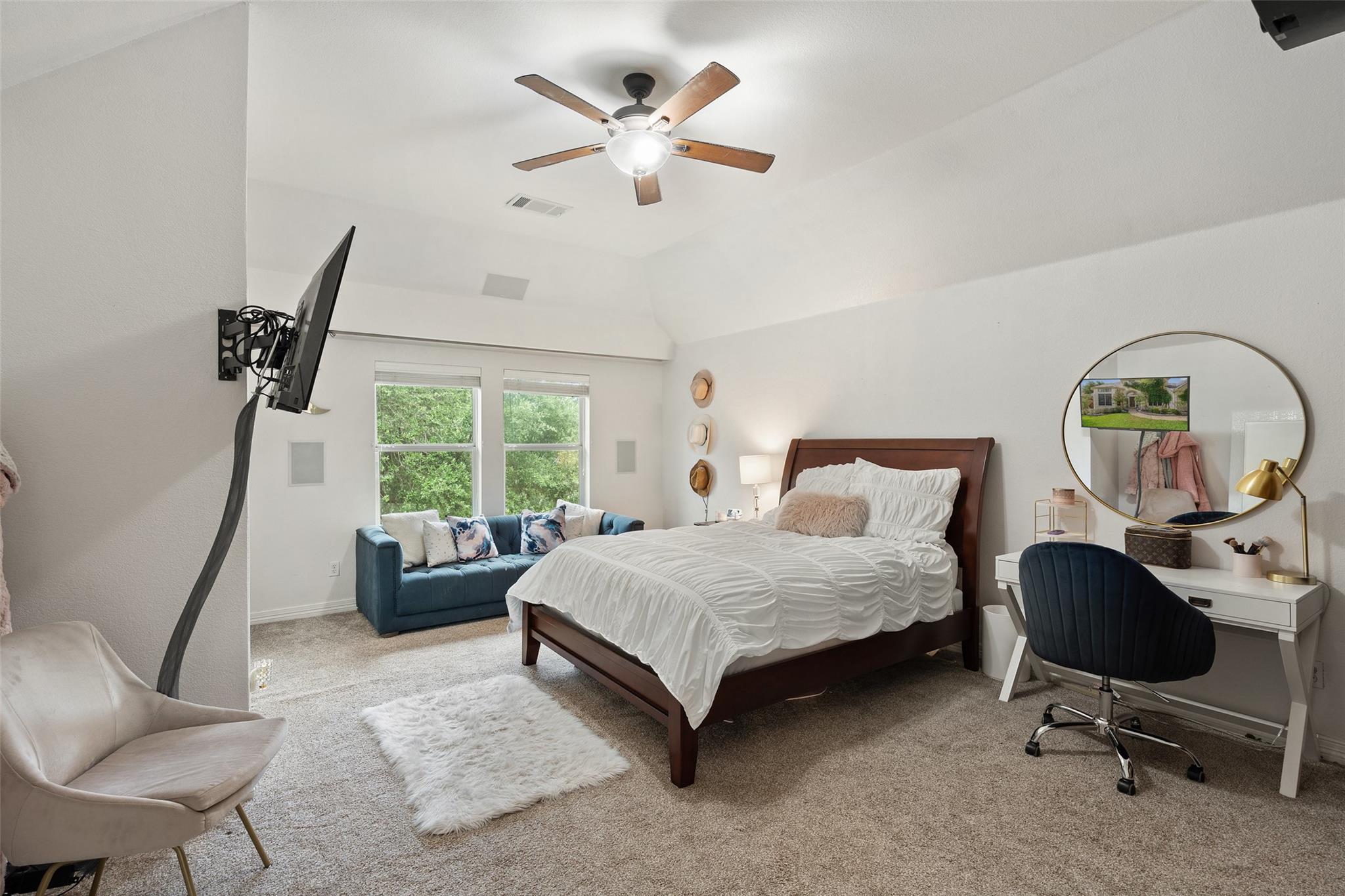445 Champions Dr Property Photo 32