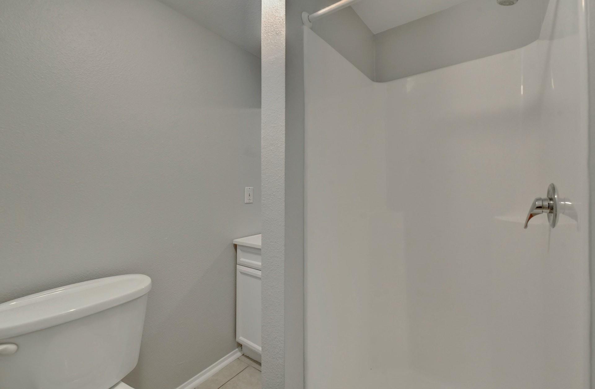 2712 Whitis Ave #b Property Photo 15