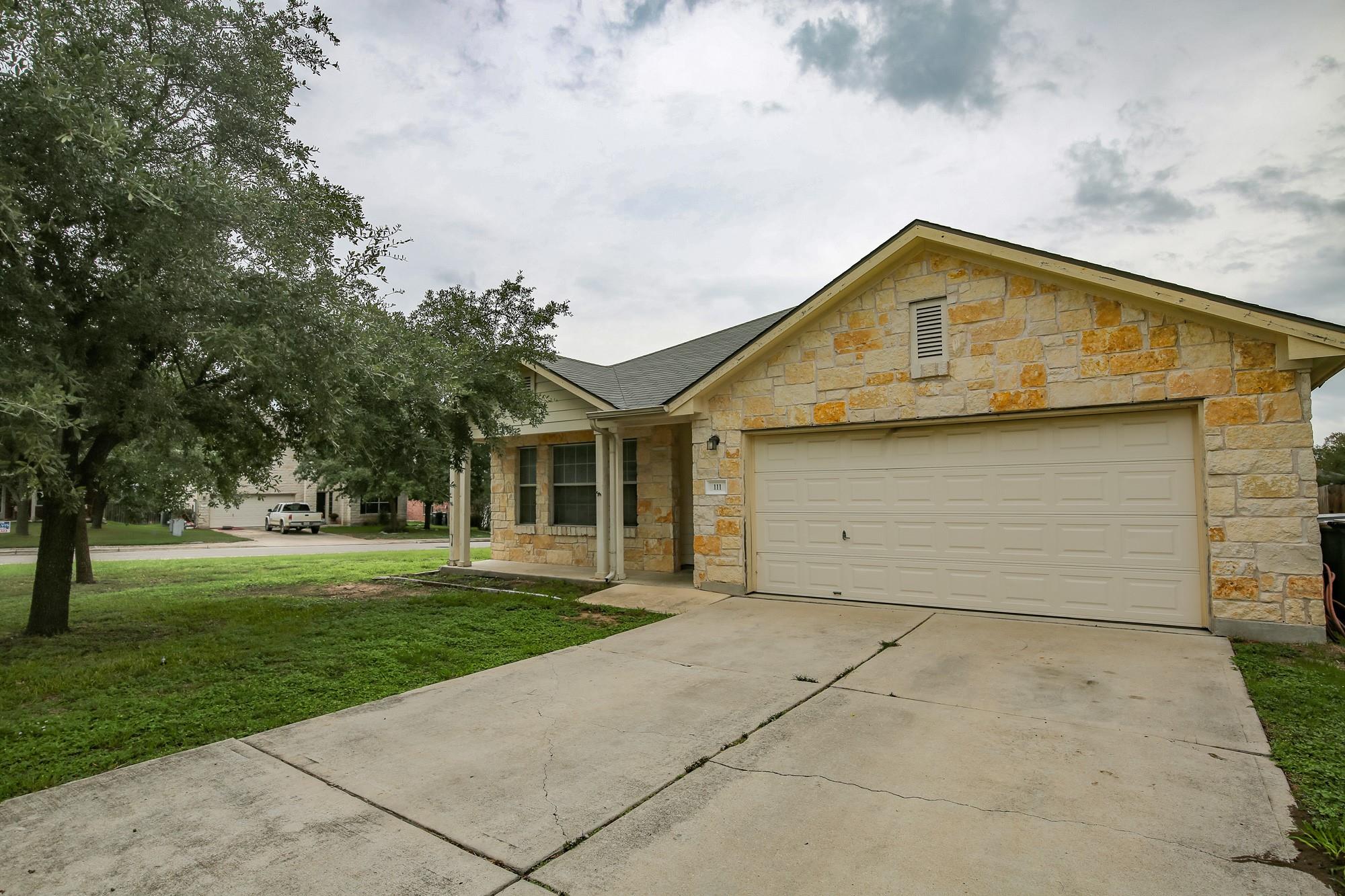 111 Carriage Way Property Photo 4
