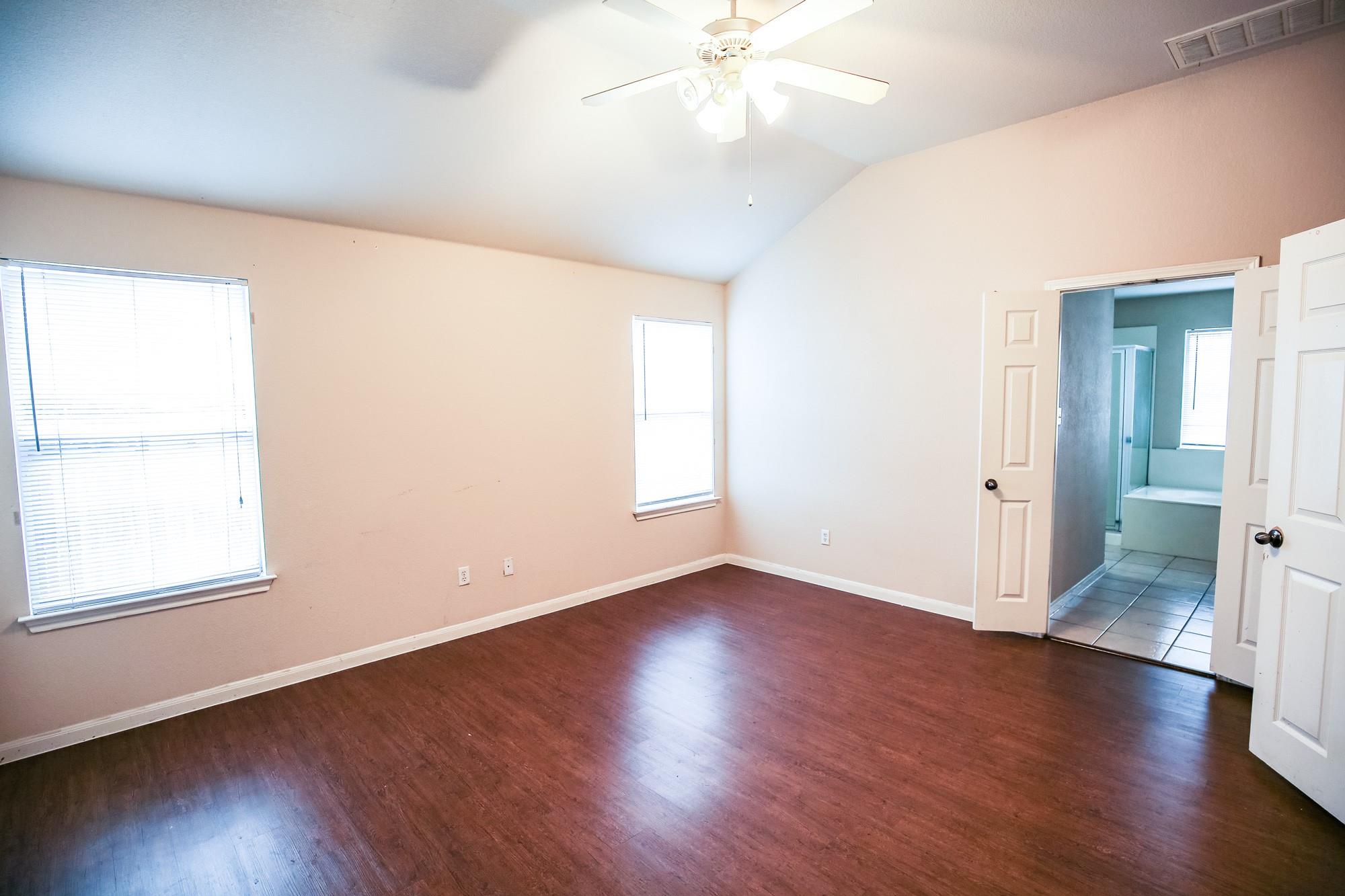 111 Carriage Way Property Photo 11