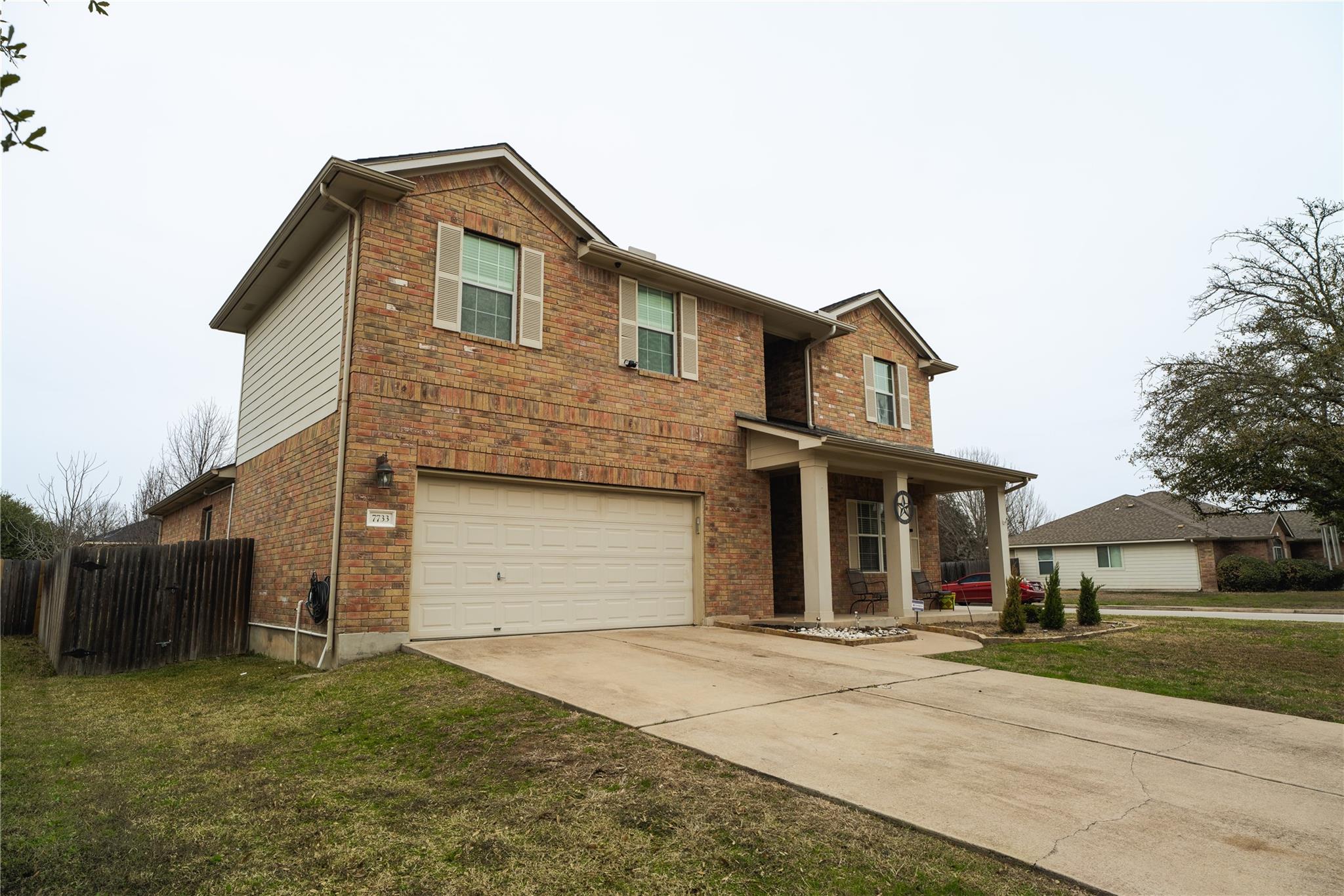 7733 Buckmeadow Dr Property Photo 1