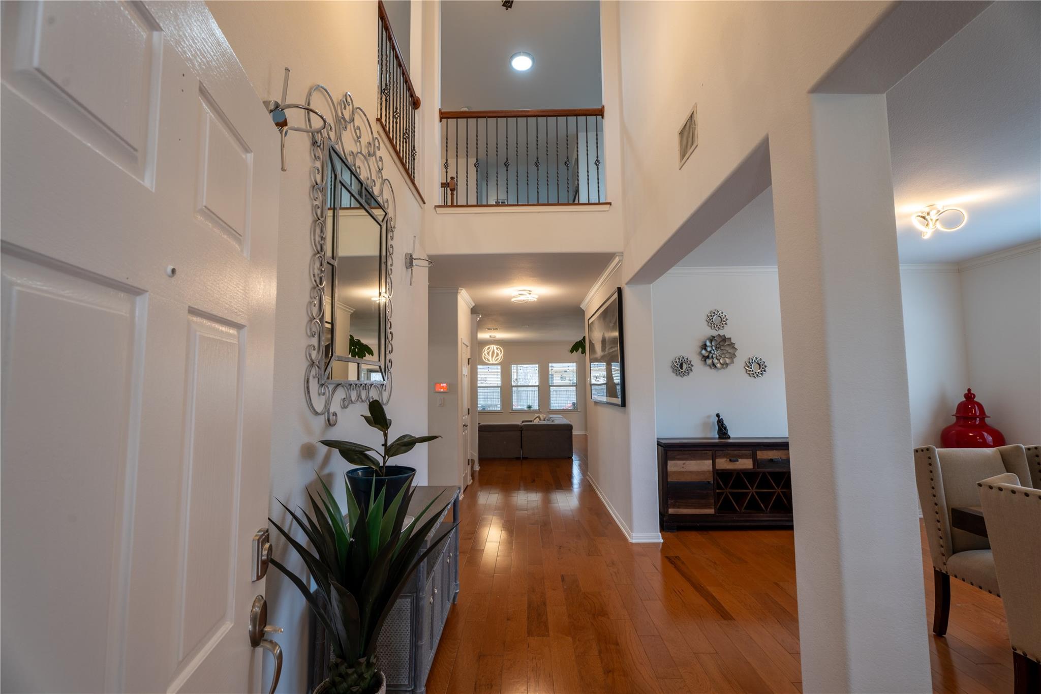 7733 Buckmeadow Dr Property Photo 2